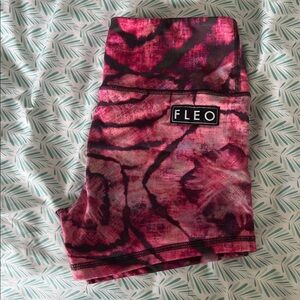 Fleo sz M Ruby Rings Power High Rise Shorts